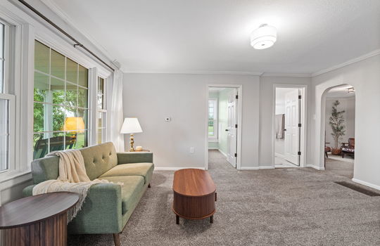 17-web-or-mls-6308 Yankee Rd Int-5