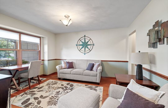 17-web-or-mls-7273 Silo Meadows Dr Int-4 (2)