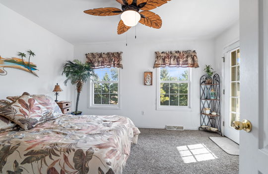 21-web-or-mls-200 Beachwalk Trail Int-14