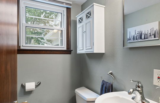 21-web-or-mls-6125 Everwood Int-14