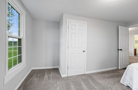 21-web-or-mls-6308 Yankee Rd Int-9