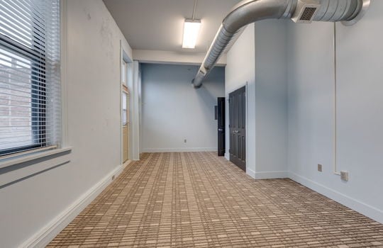 23-web-or-mls-44 S St Clair St Unit 1 Int-20