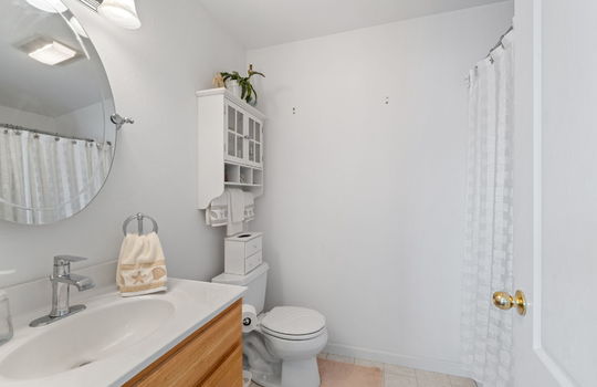 24-web-or-mls-200 Beachwalk Trail Int-17