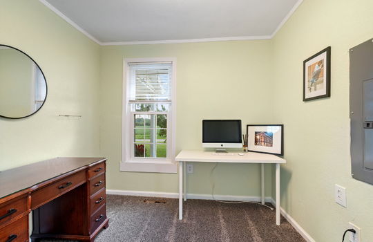 24-web-or-mls-6308 Yankee Rd Int-12