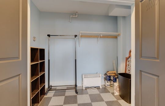 25-web-or-mls-44 S St Clair St Unit 1 Int-22