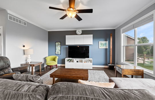 25-web-or-mls-5584 Red Hawk Ln Int-19