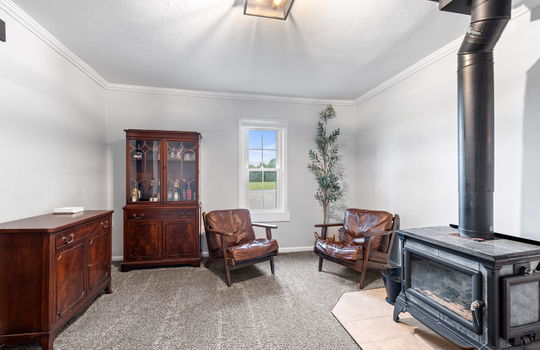 26-web-or-mls-6308 Yankee Rd Int-15