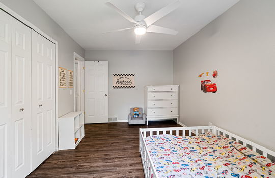 29-web-or-mls-2160 Eastedge Dr Int-21
