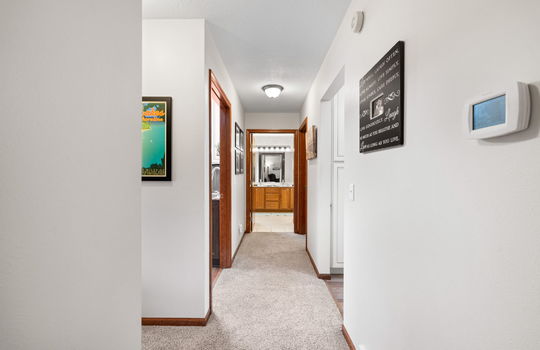 30-web-or-mls-7273 Silo Meadows Dr Int-17