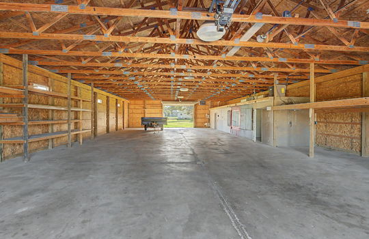 30-web-or-mls-9901 Secor Rd Int-20