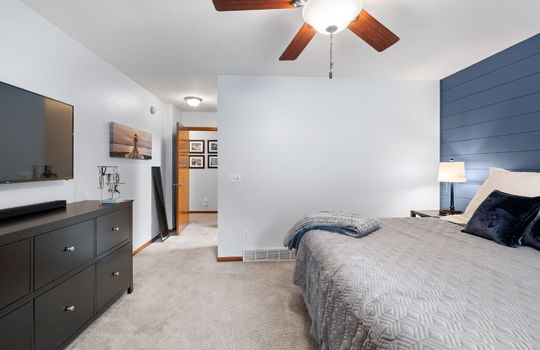 34-web-or-mls-7273 Silo Meadows Dr Int-21