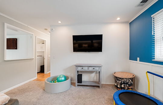 35-web-or-mls-2160 Eastedge Dr Int-27