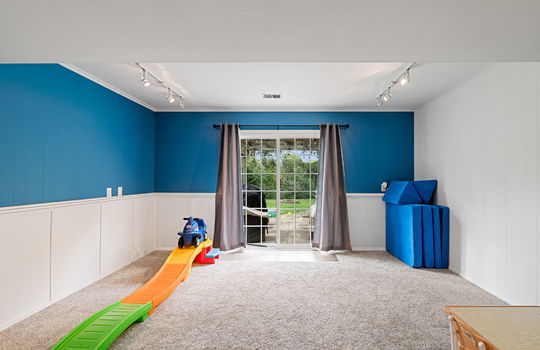 36-web-or-mls-2160 Eastedge Dr Int-28
