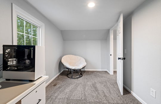 36-web-or-mls-6308 Yankee Rd Int-24