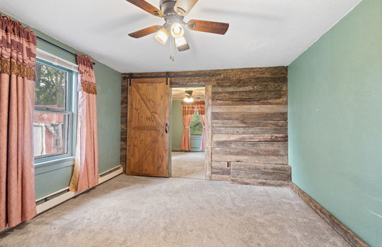 36-web-or-mls-9111 Telegraph Rd Int-16