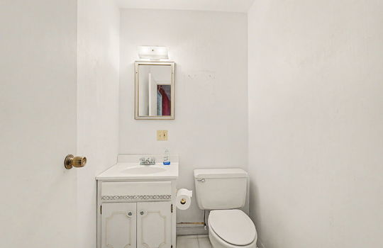 37-web-or-mls-9901 Secor Rd Int-27