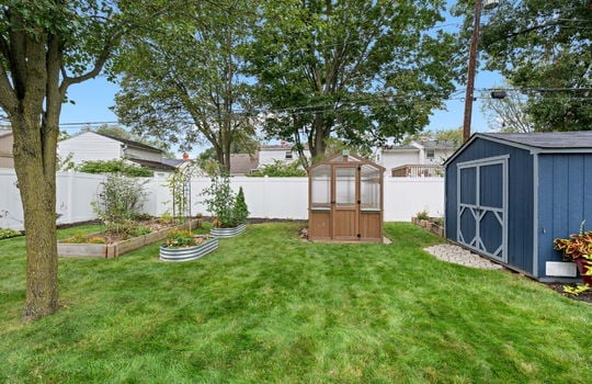 4-web-or-mls-6125 Everwood Ext-4