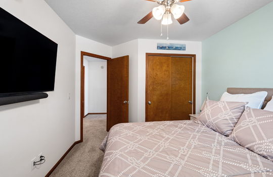 40-web-or-mls-7273 Silo Meadows Dr Int-27
