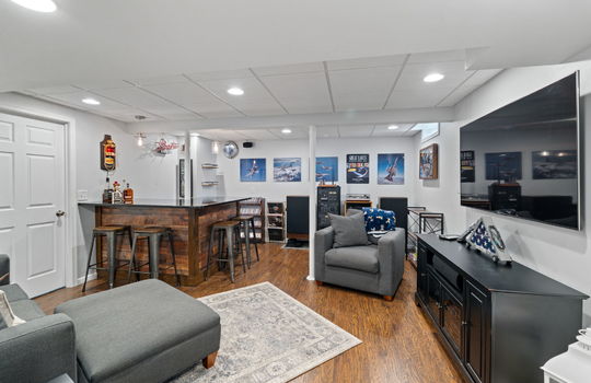 47-web-or-mls-7273 Silo Meadows Dr Int-34