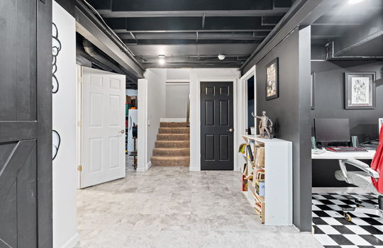 50-web-or-mls-5584 Red Hawk Ln Int-45