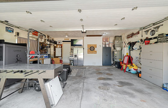 5736 Starr Ave Int-26