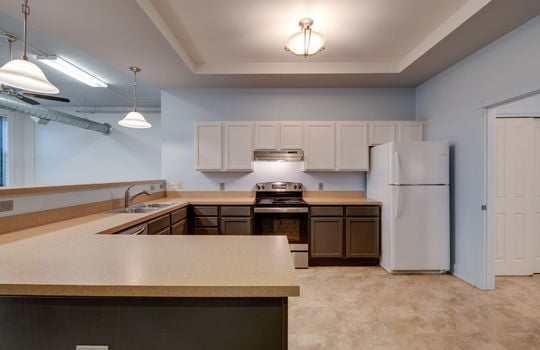7-web-or-mls-44 S St Clair St Unit 1 Int-4