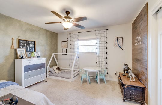 7558 Apache Trail Int-23