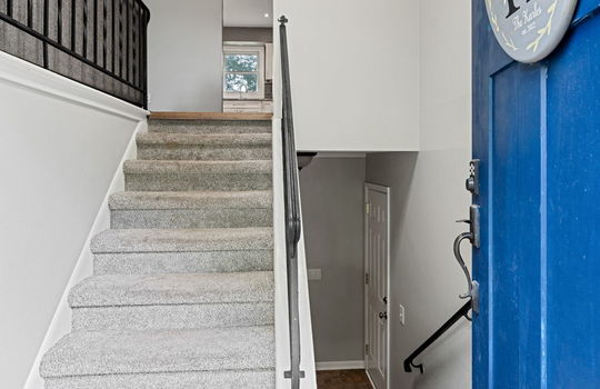 9-web-or-mls-2160 Eastedge Dr Int-1