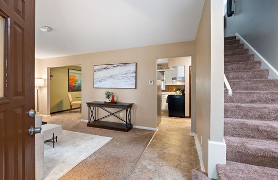 9-web-or-mls-6125 Everwood Int-2