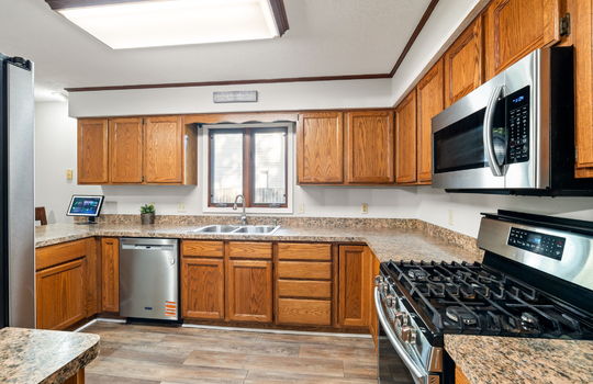 18-web-or-mls-8737 Tanglewood Int-10