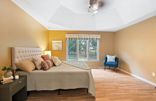 24-web-or-mls-4263 Deerfield Woods Int-17