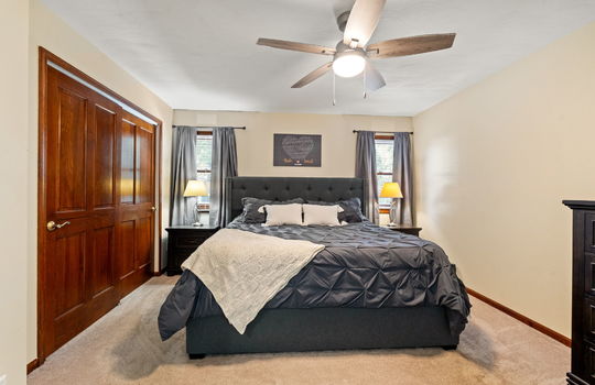 28-web-or-mls-8737 Tanglewood Int-20