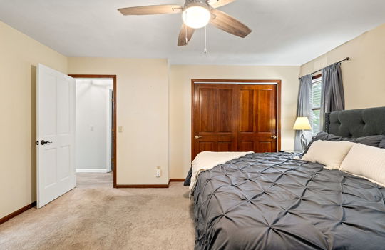29-web-or-mls-8737 Tanglewood Int-21
