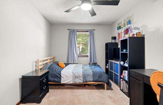 33-web-or-mls-8737 Tanglewood Int-25