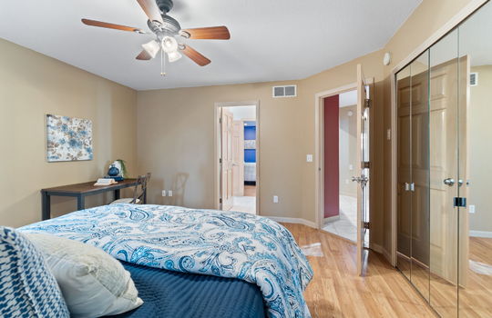 44-web-or-mls-4263 Deerfield Woods Int-37