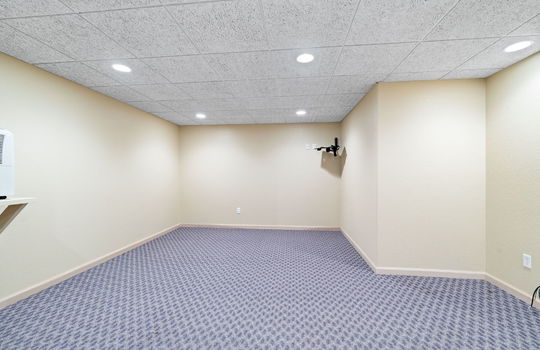 47-web-or-mls-4263 Deerfield Woods Int-40