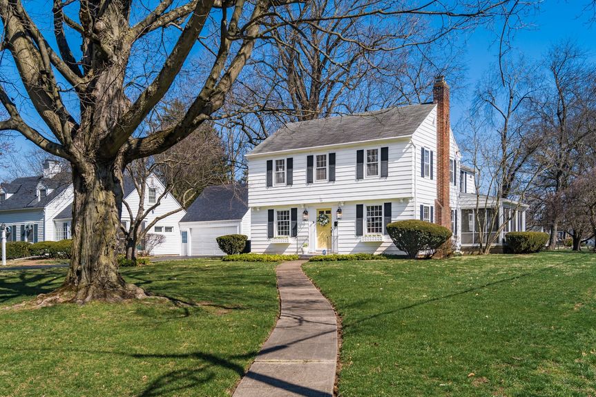 001__i 88 N 33rd Street 214-2