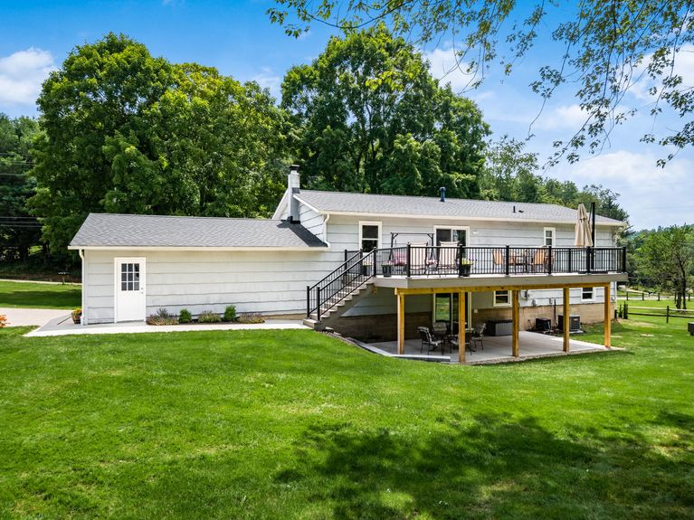 002_2165 Welsh Hills NE 113-2