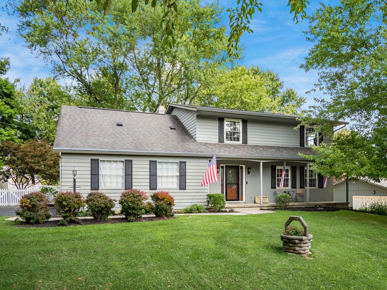 002_46d_C &#8211; 1246 Pembroke 110