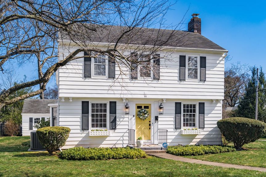 003__i 88 N 33rd Street 212-2