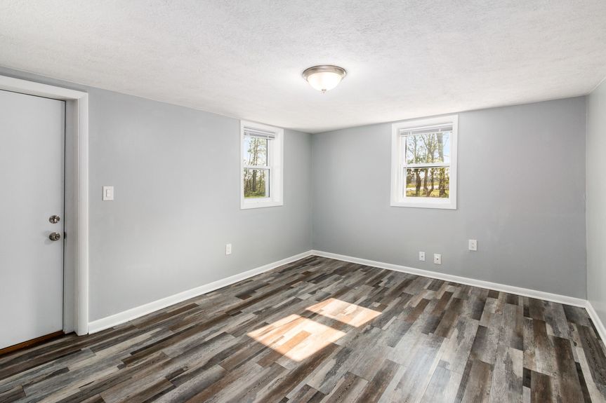 005_0867afa9_E Bennington-026