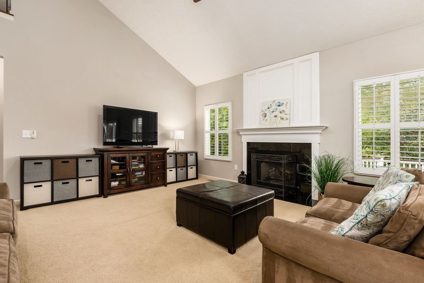 005_ Newark OH 43055 USA047