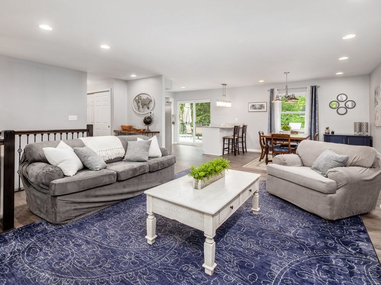 006_- 2165 Welsh Hills NE 015