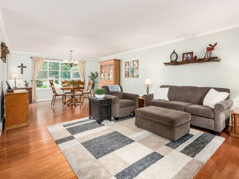 006_316_C &#8211; 1246 Pembroke 006