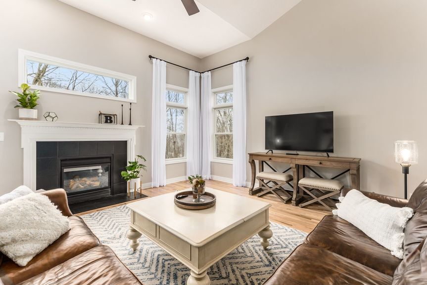 007_426 Crestview Woods Dr059