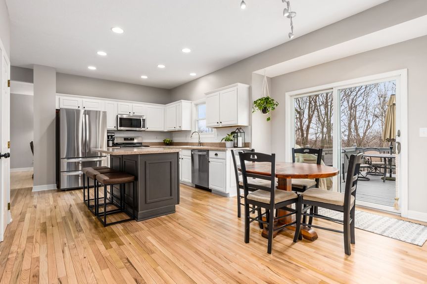 009_426 Crestview Woods Dr074