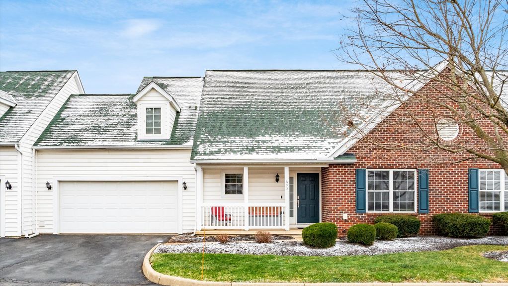 01-z 653 Concord Village086