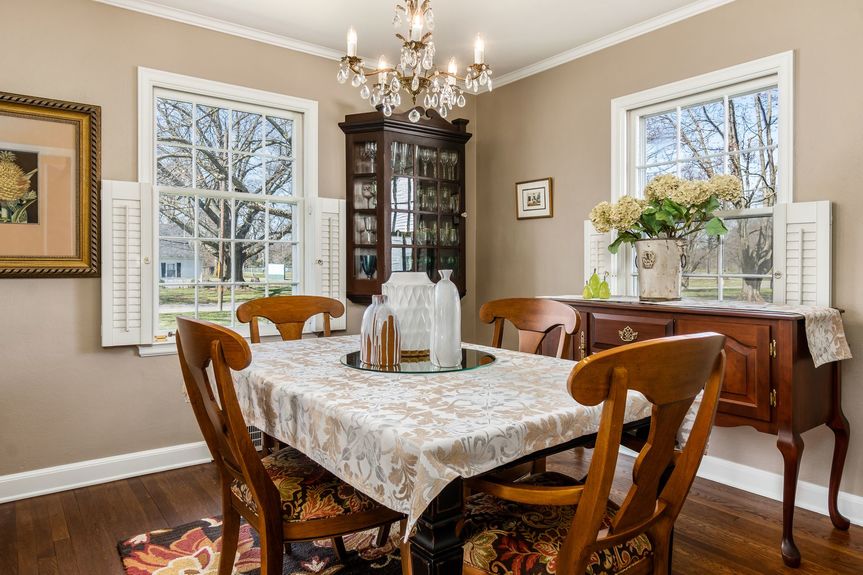 010_1b_i 88 N 33rd Street 010