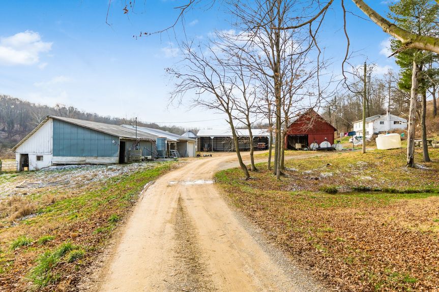 010_ Staddens Bridge Rd SE006