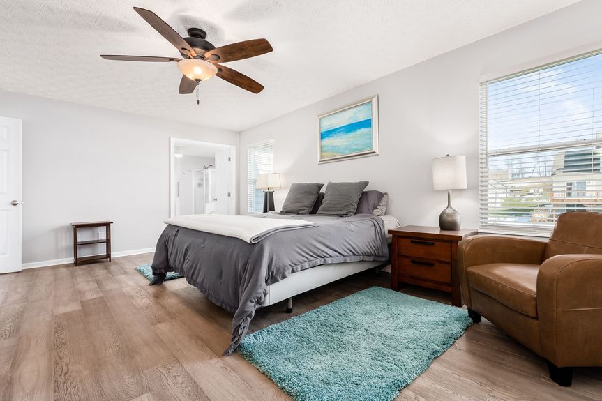 [011] 248 Auburn Dr, Newark, OH